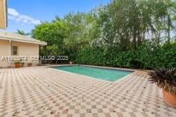 12982 SW 27th St Miami, FL 33175