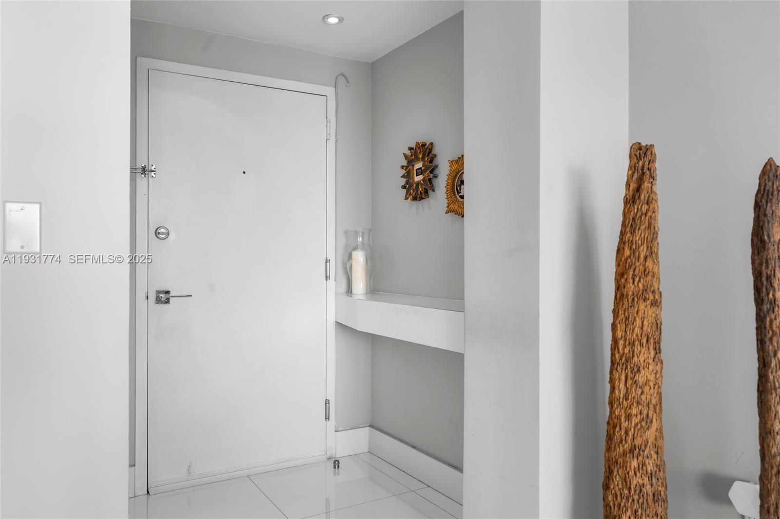 6900 Bay Dr #5K Miami Beach, FL 33141