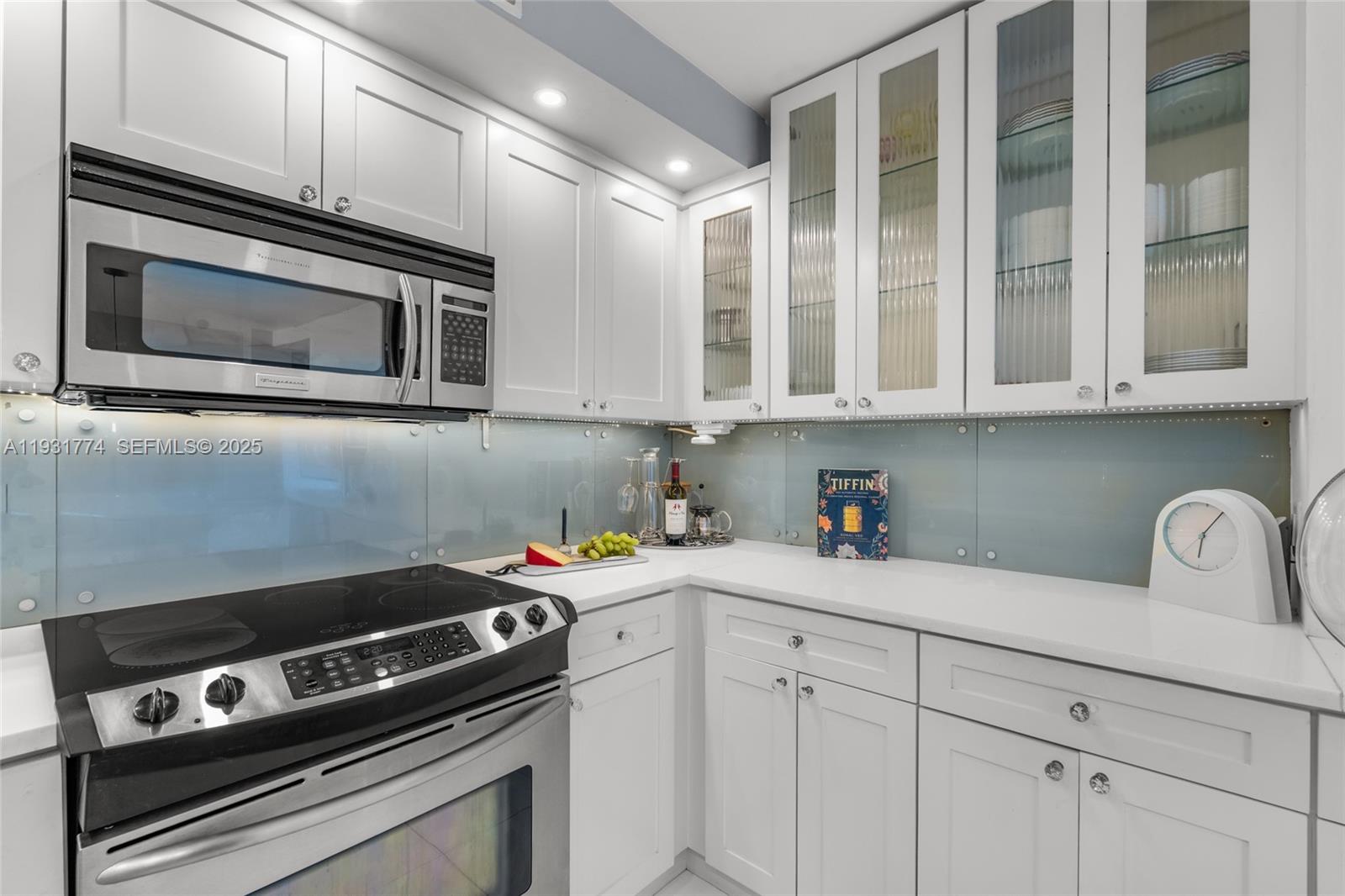 6900 Bay Dr #5K Miami Beach, FL 33141