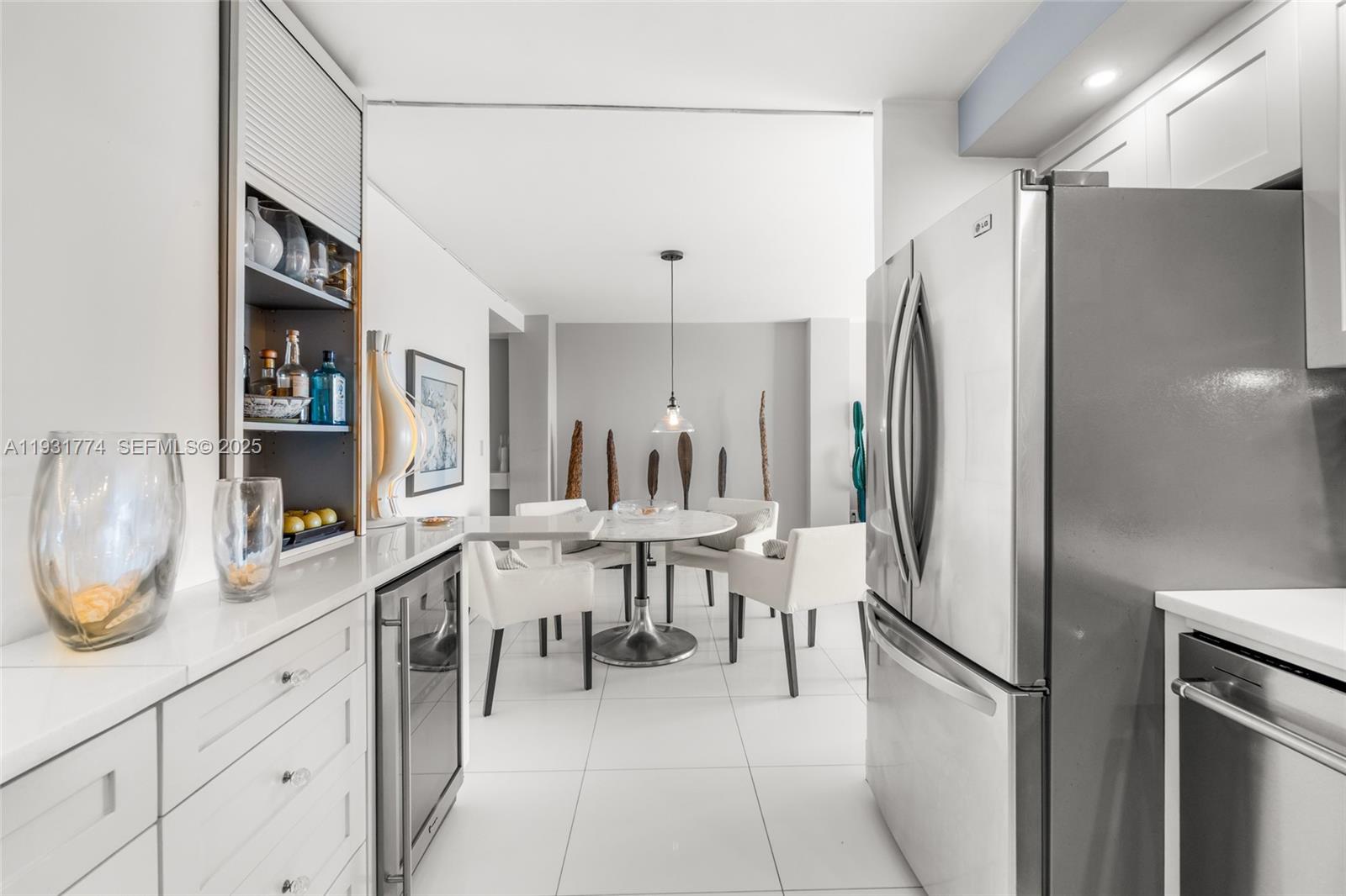 6900 Bay Dr #5K Miami Beach, FL 33141