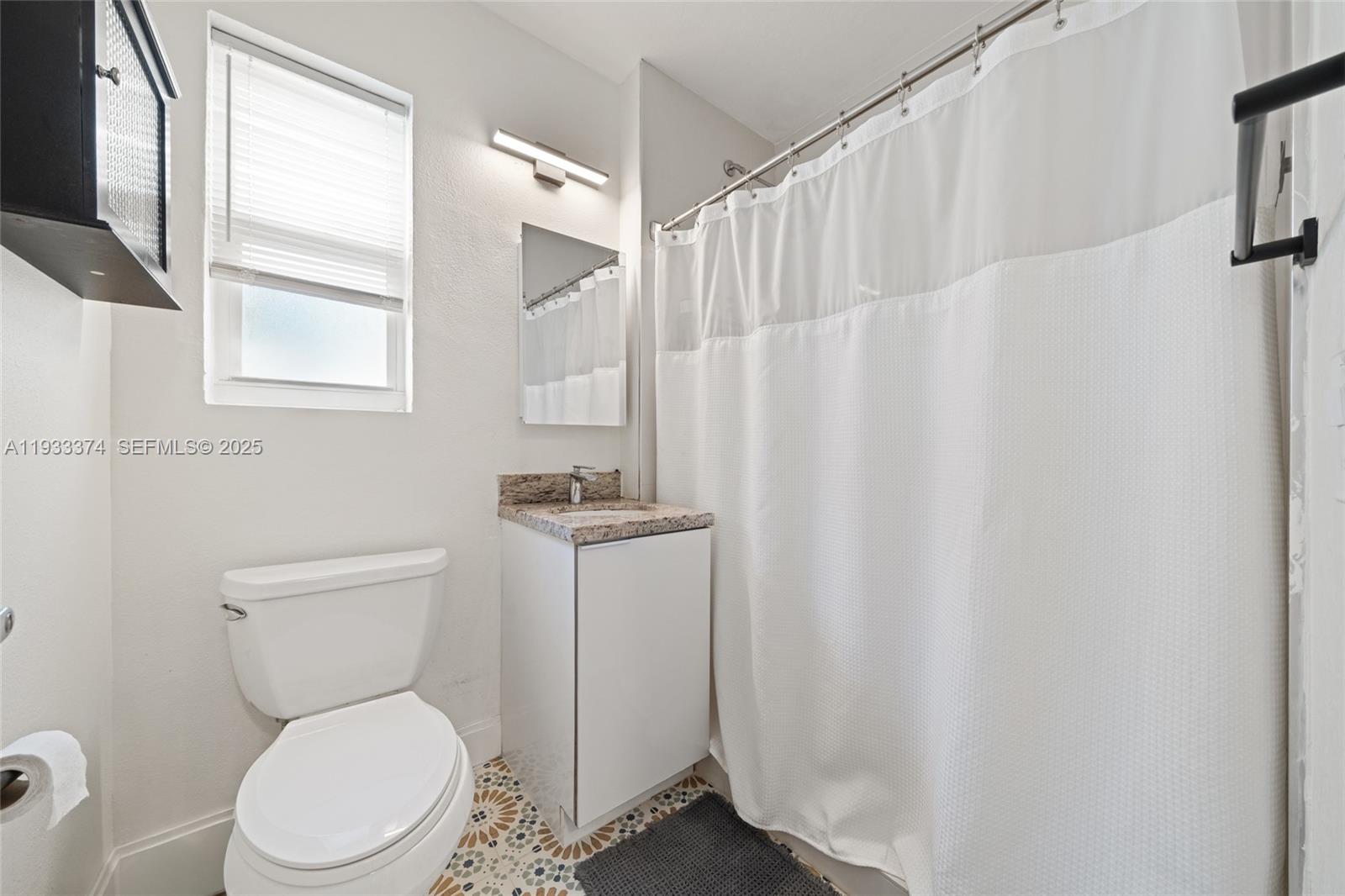 272 NW 42nd St Miami, FL 33127