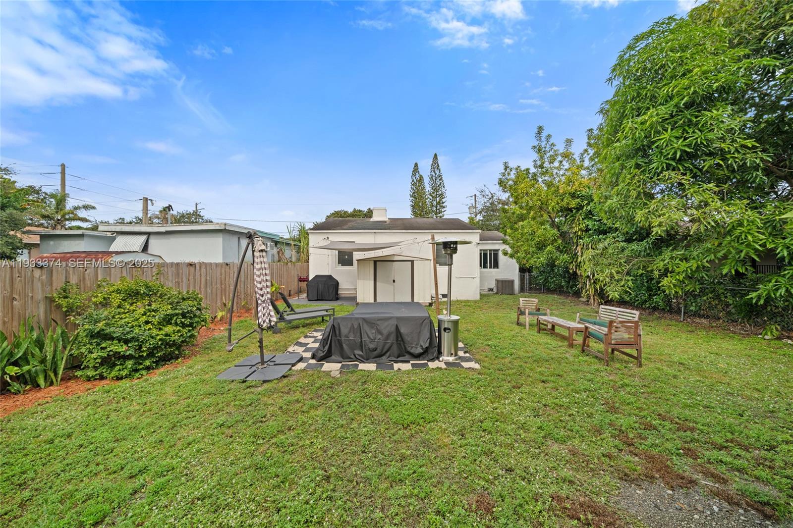 272 NW 42nd St Miami, FL 33127