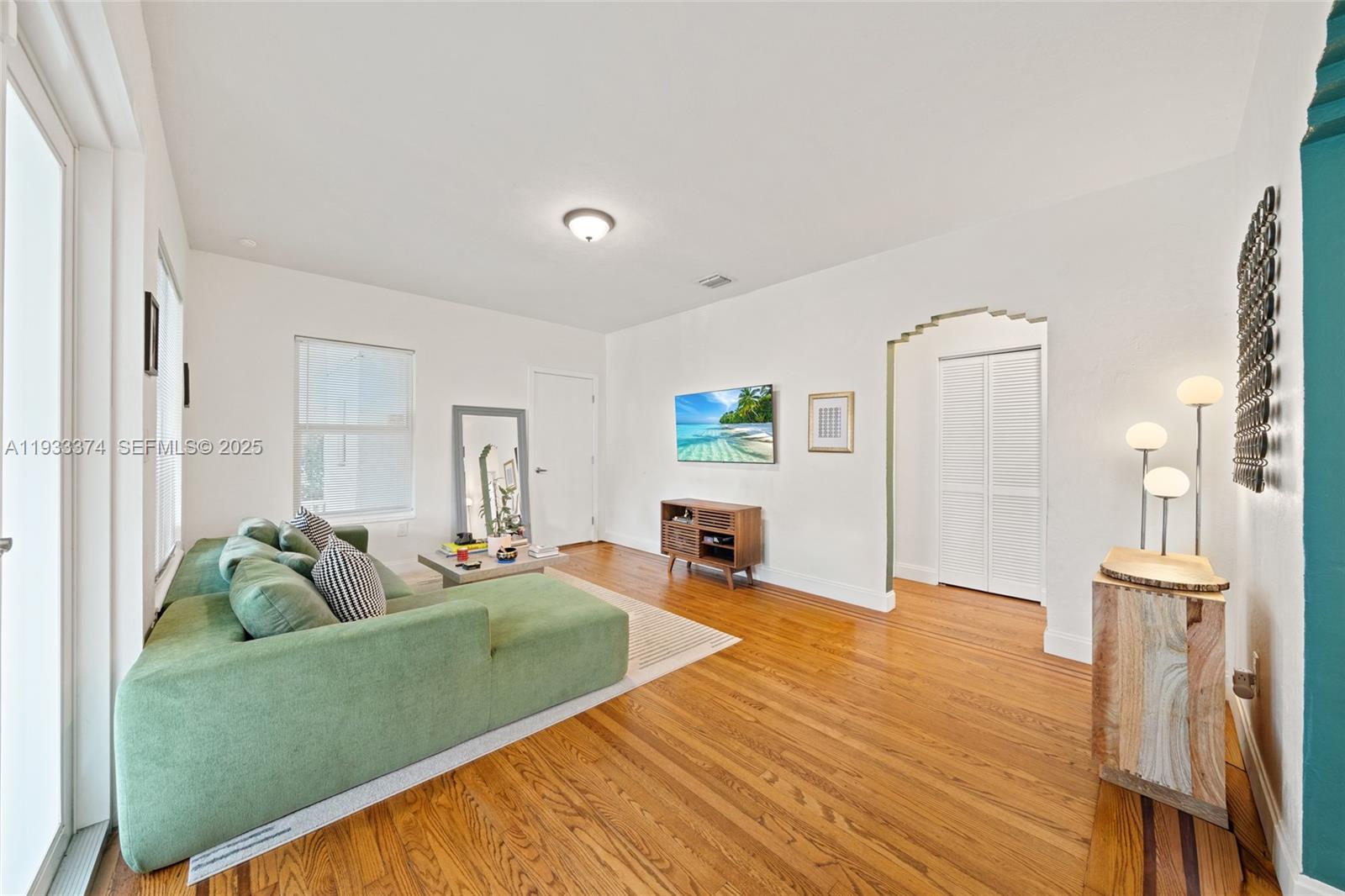 272 NW 42nd St Miami, FL 33127