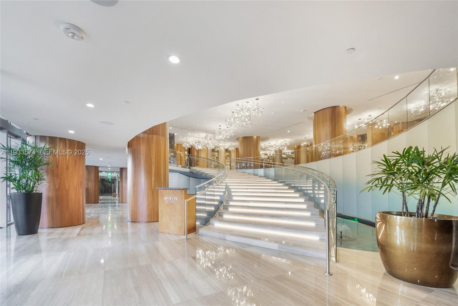 image Aria on the Bay13