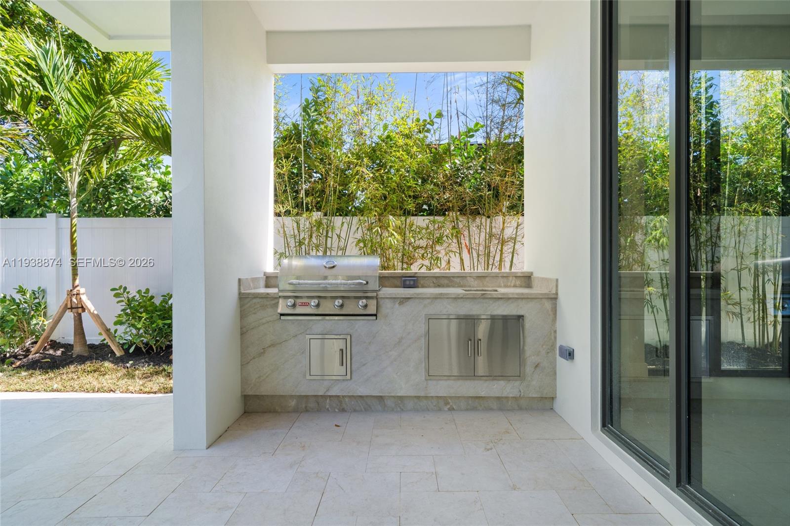 1117 SE 9th St Fort Lauderdale, FL 33316