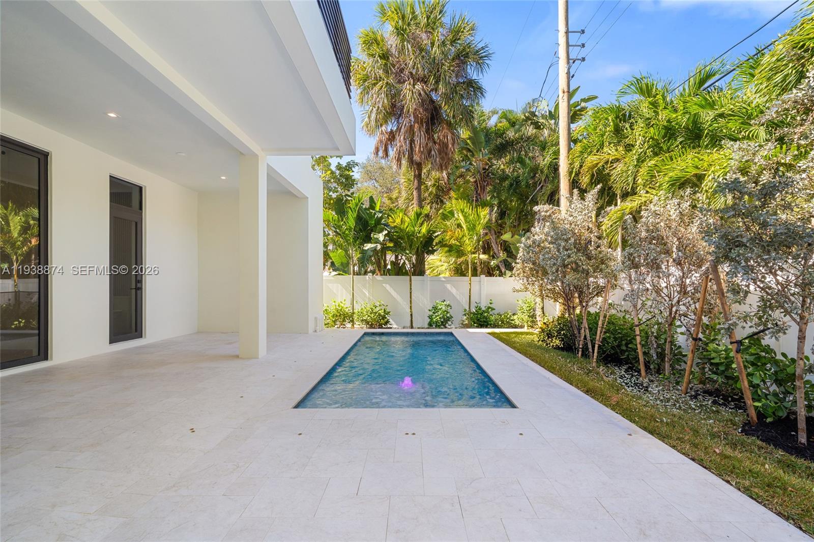 1117 SE 9th St Fort Lauderdale, FL 33316