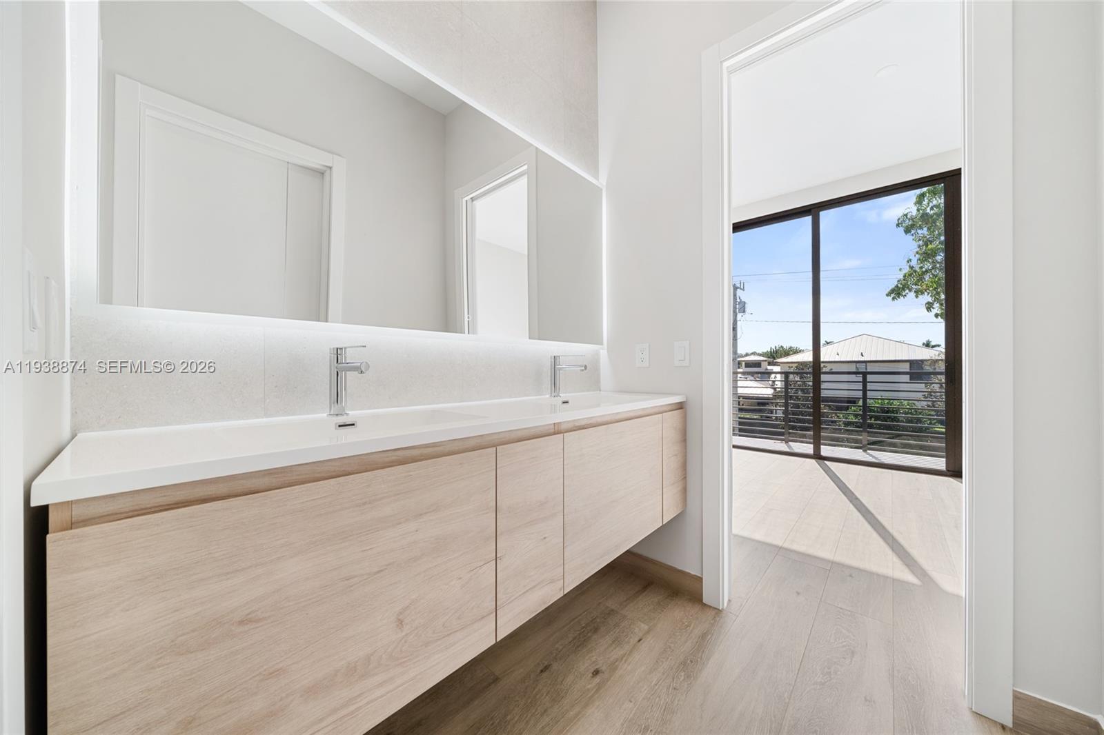 1117 SE 9th St Fort Lauderdale, FL 33316