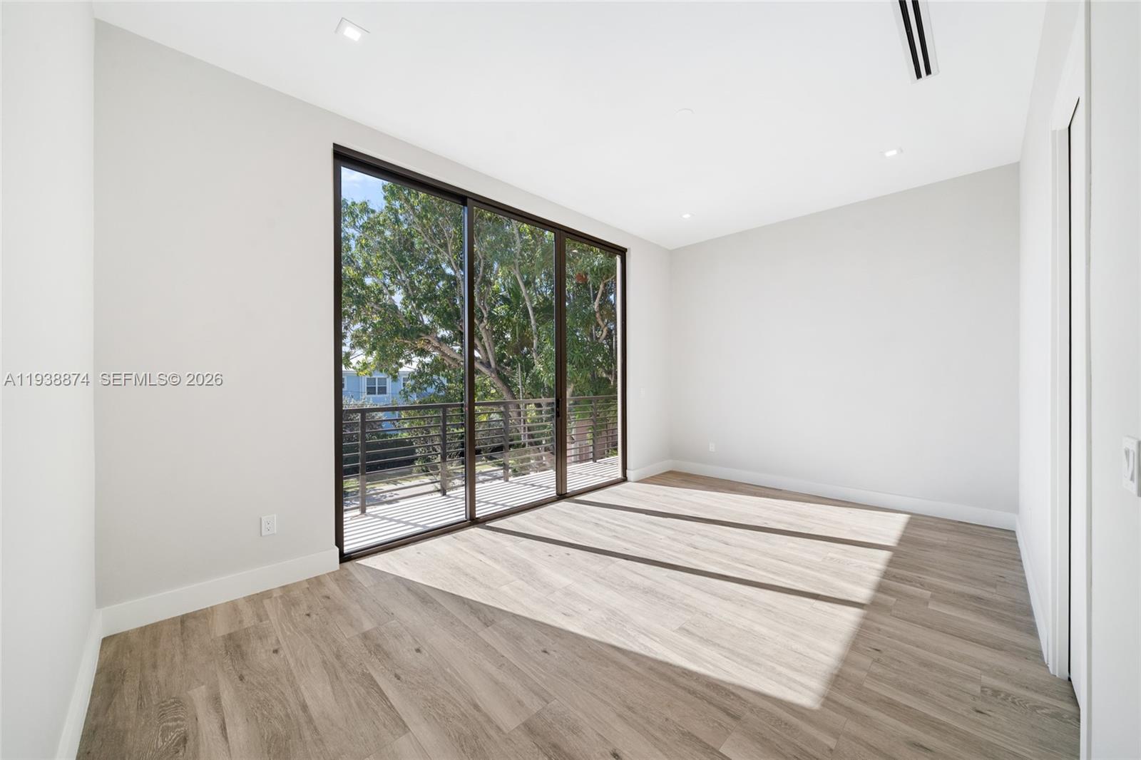 1117 SE 9th St Fort Lauderdale, FL 33316