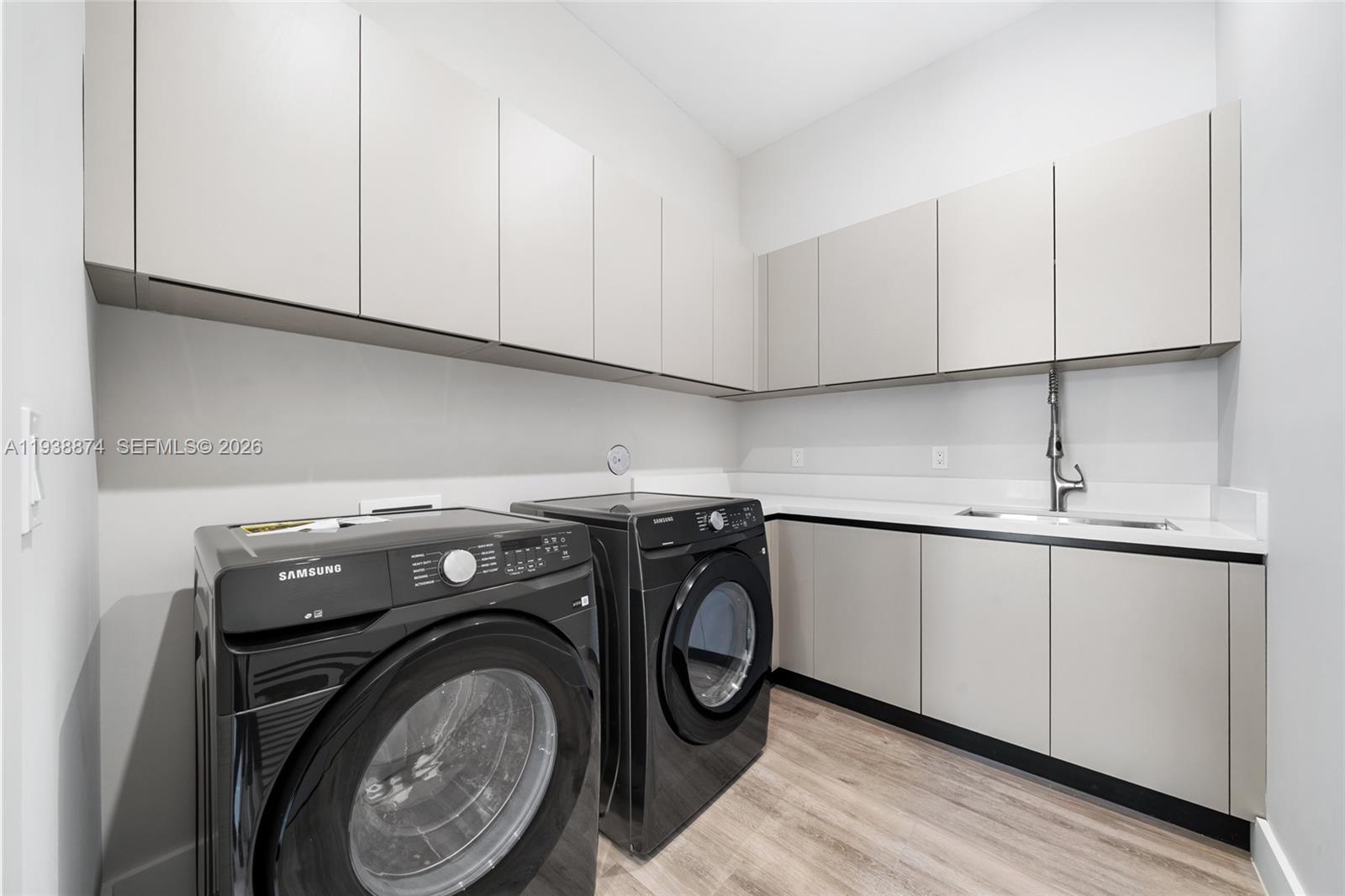 1117 SE 9th St Fort Lauderdale, FL 33316