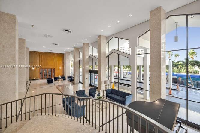 5601 Collins Ave #825 Miami Beach, FL 33140