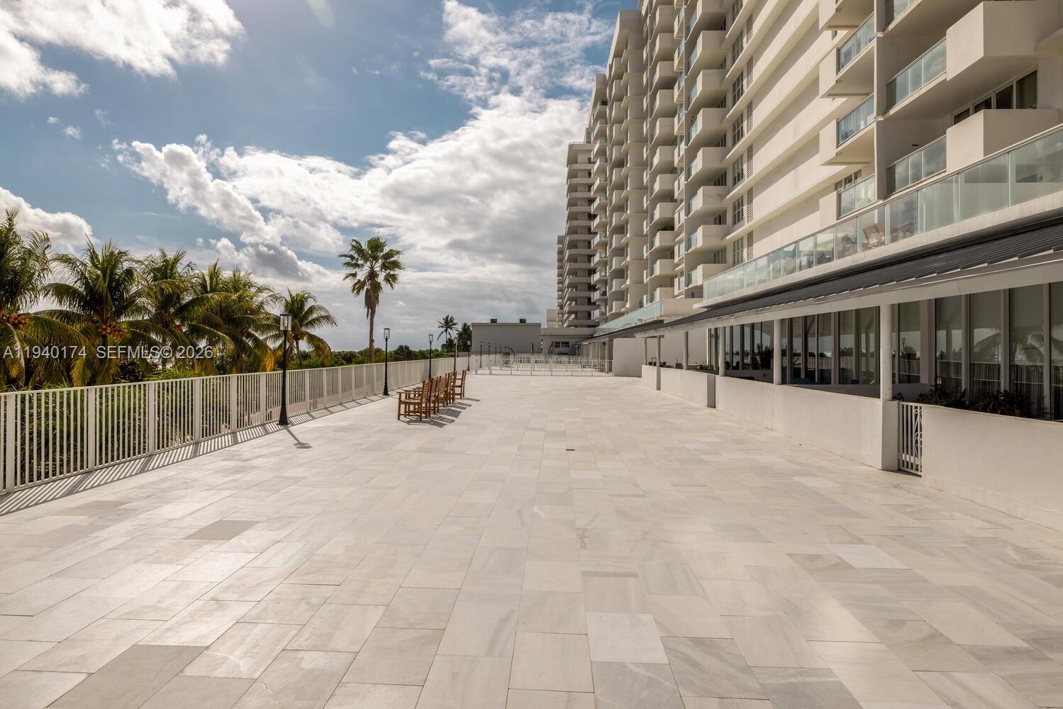 5601 Collins Ave #825 Miami Beach, FL 33140