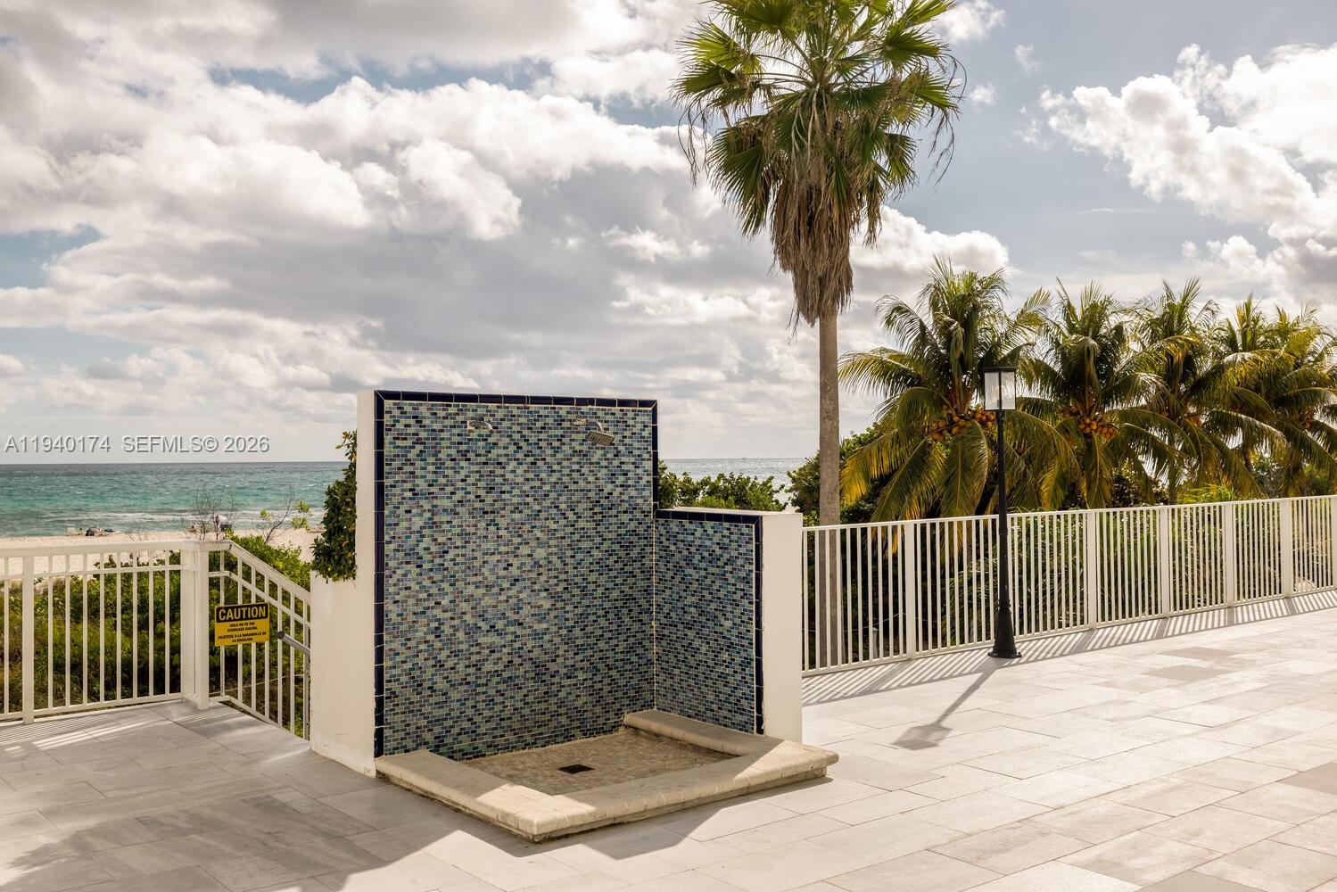 5601 Collins Ave #825 Miami Beach, FL 33140