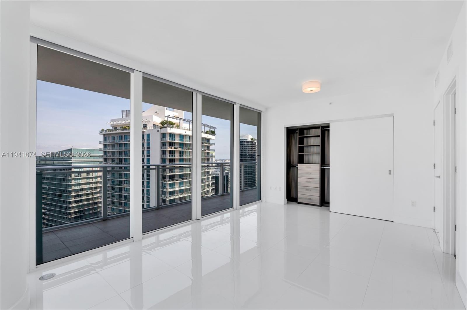 1080 Brickell Ave #3900-3901 Miami, FL 33131