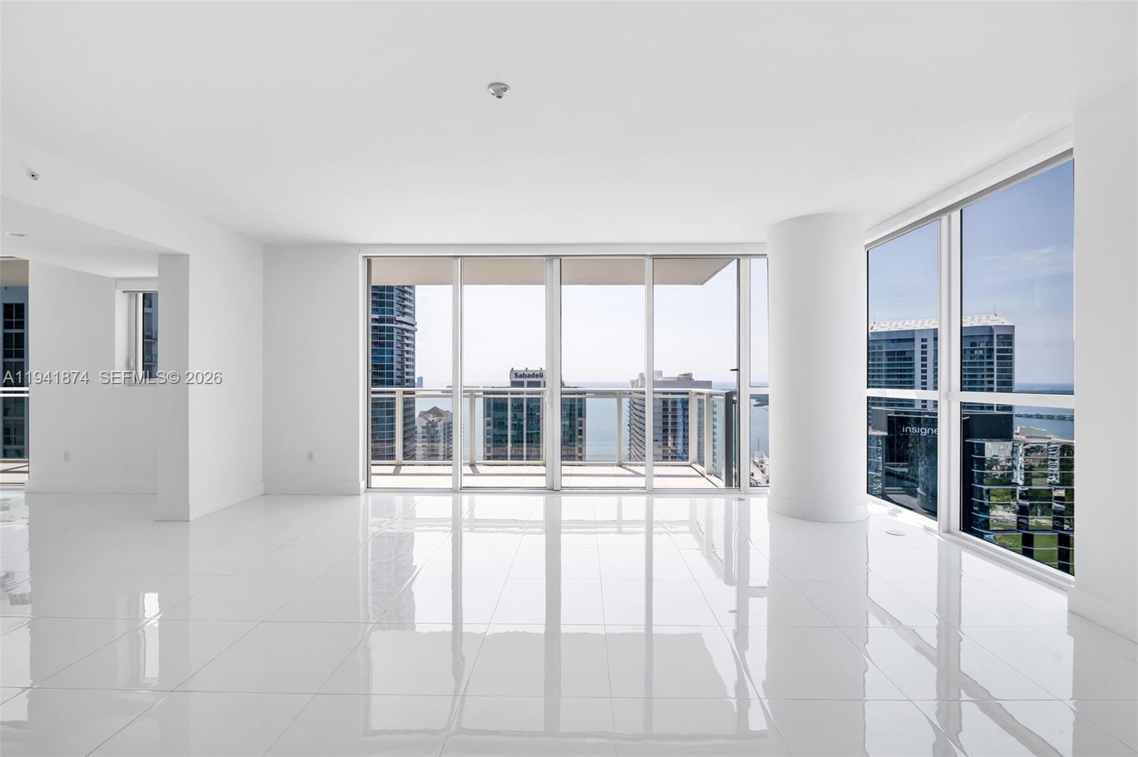 1080 Brickell Ave #3900-3901 Miami, FL 33131