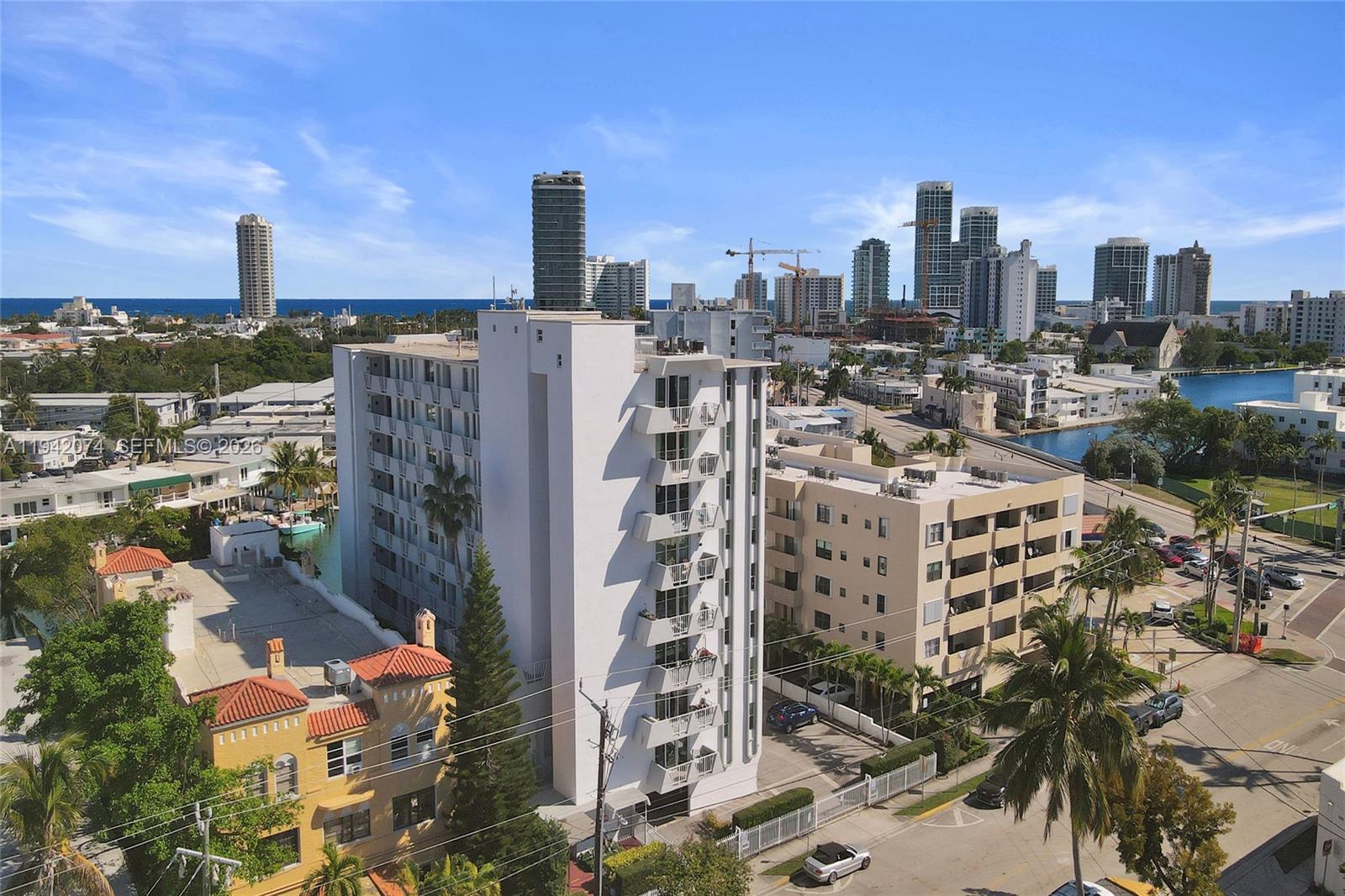 7133 Bay Dr #305 Miami Beach, FL 33141
