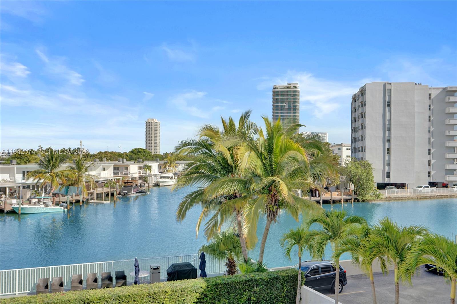 7133 Bay Dr #305 Miami Beach, FL 33141