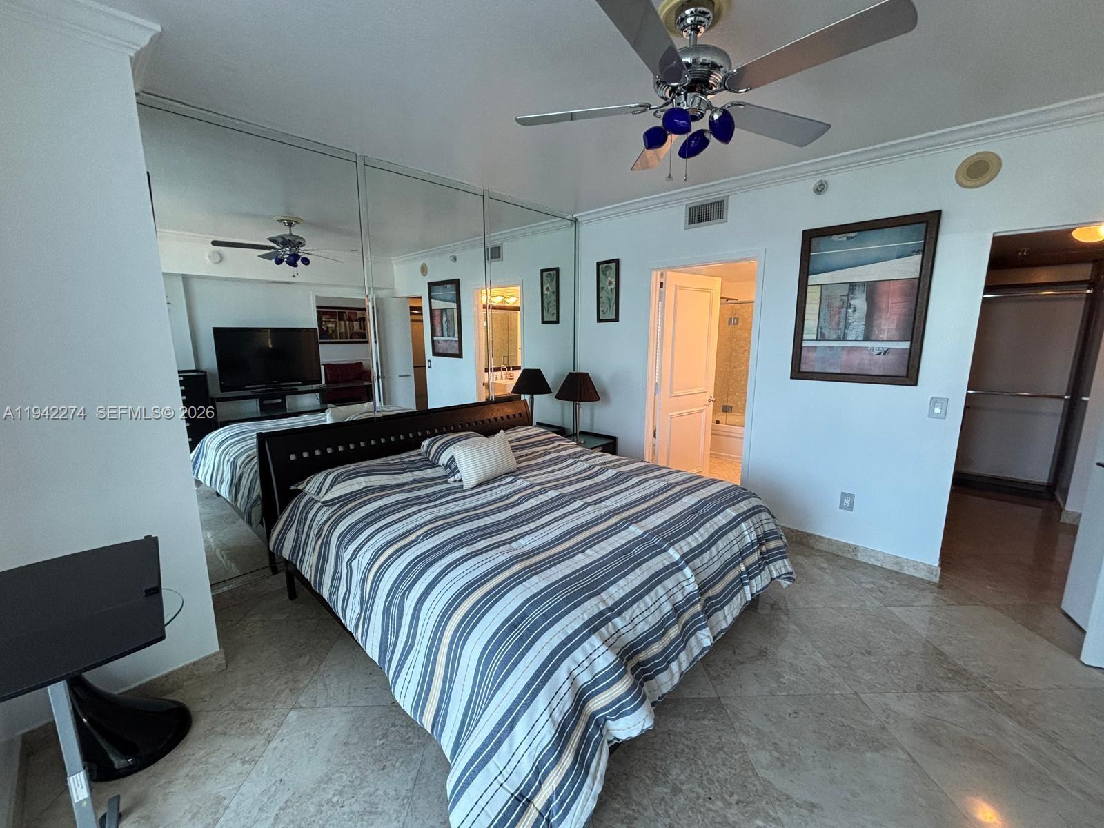 image Latitude on the River15