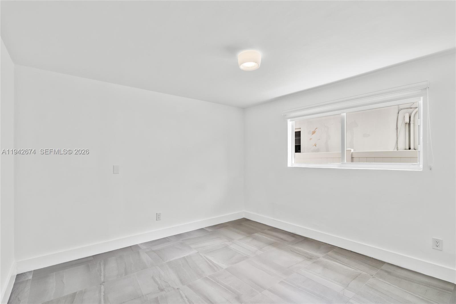 3855 SW 1st St Miami, FL 33134