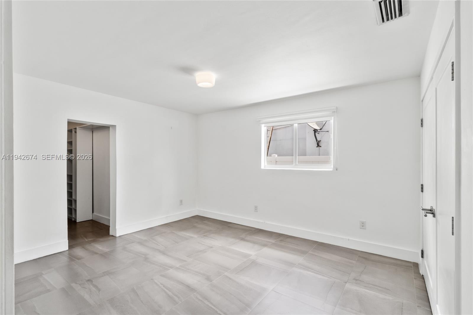 3855 SW 1st St Miami, FL 33134