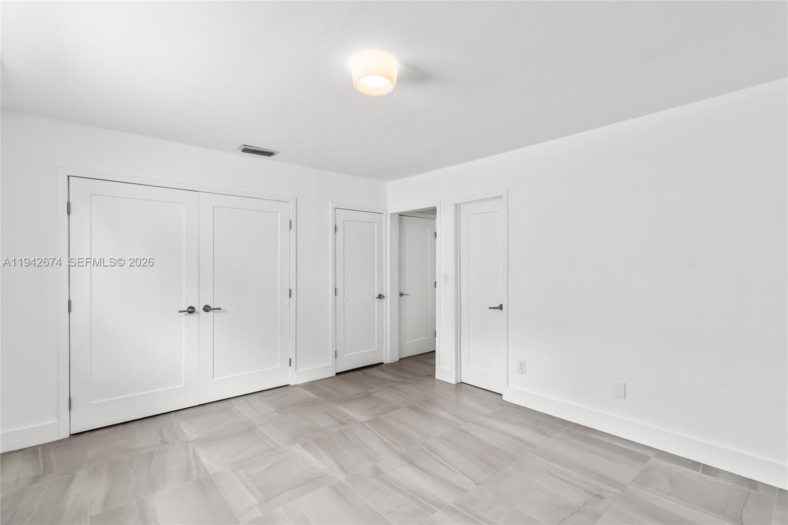 3855 SW 1st St Miami, FL 33134