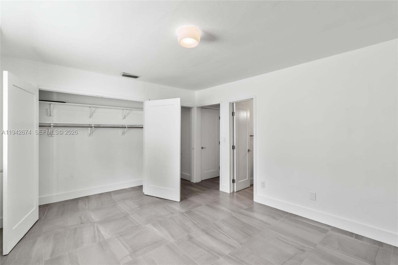 3855 SW 1st St Miami, FL 33134