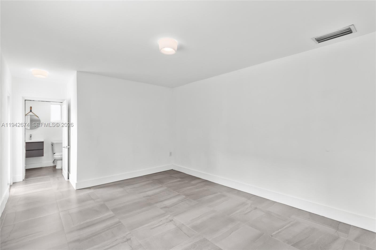 3855 SW 1st St Miami, FL 33134