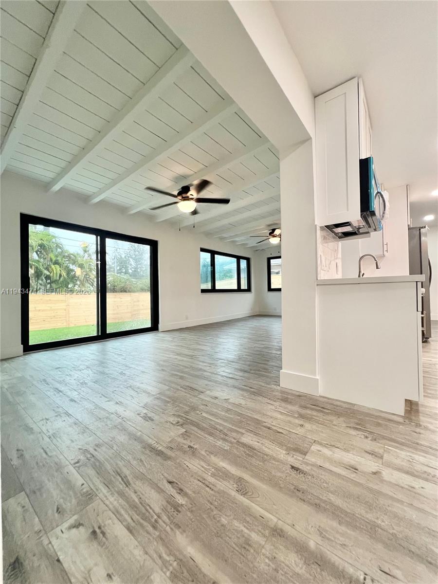 641 NE 2nd St Dania Beach, FL 33004