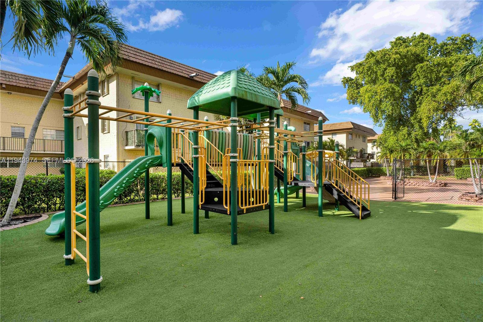 8600 SW 109th Ave #4-101 Miami, FL 33173