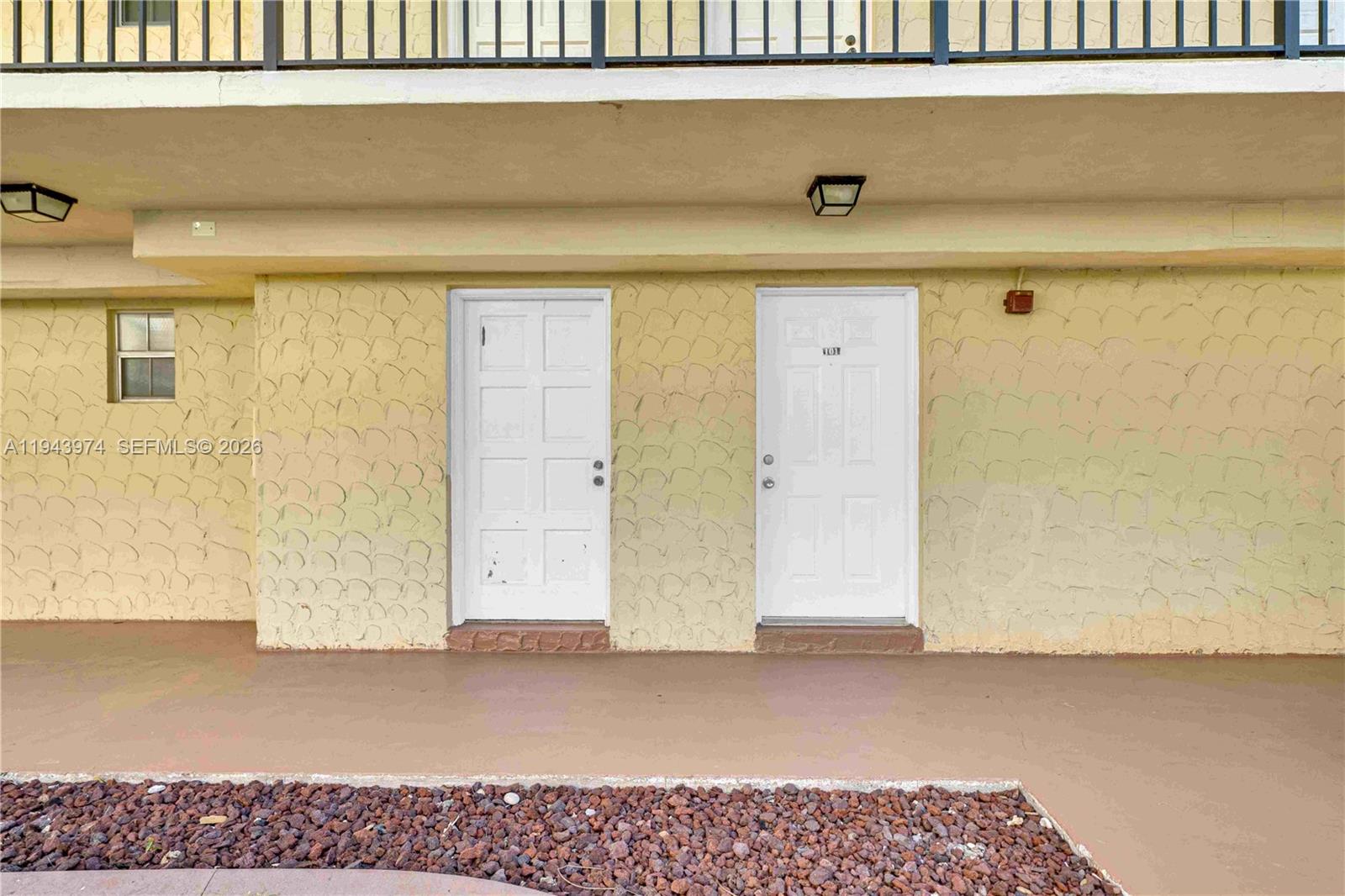 8600 SW 109th Ave #4-101 Miami, FL 33173