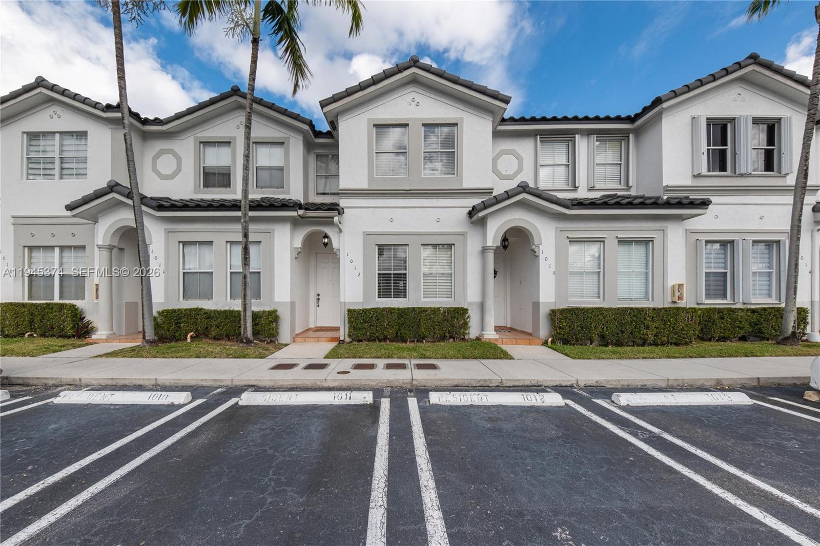 5560 NW 107th Ave #1012