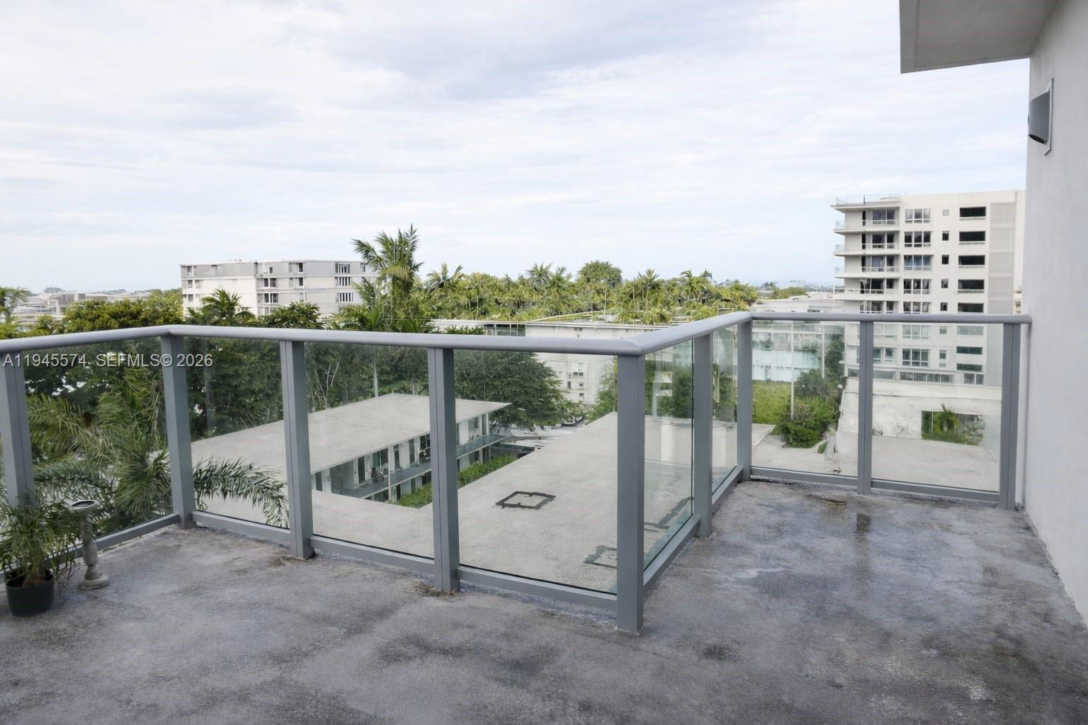 image Bay Harbor Club11