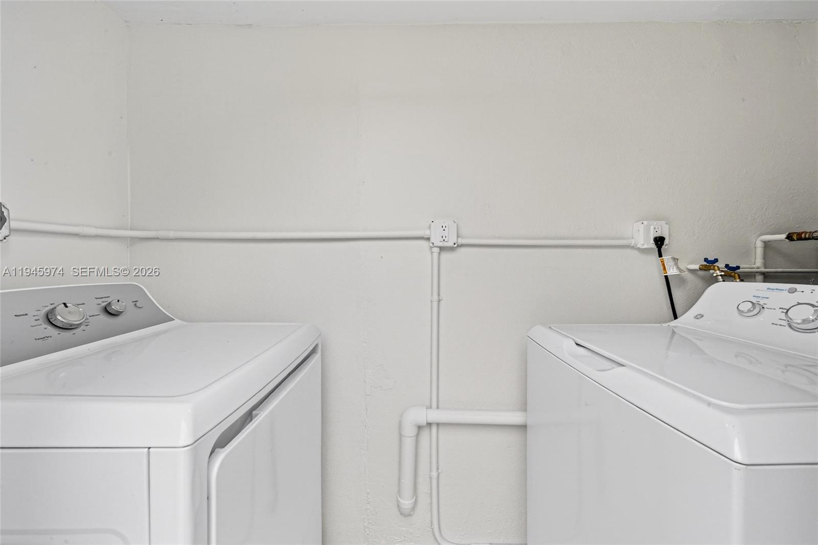 2731 SW 29th Ave Miami, FL 33133