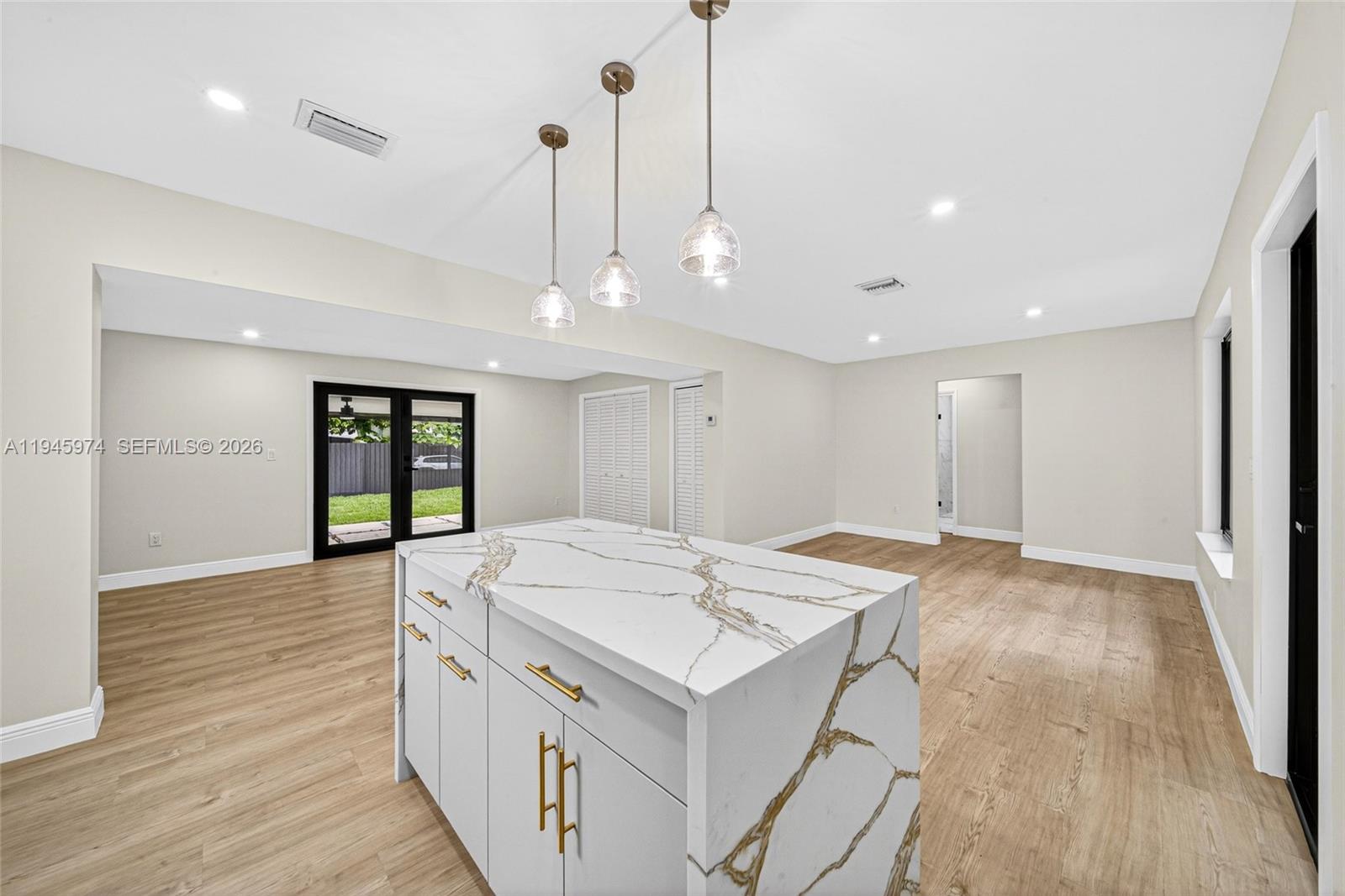 2731 SW 29th Ave Miami, FL 33133