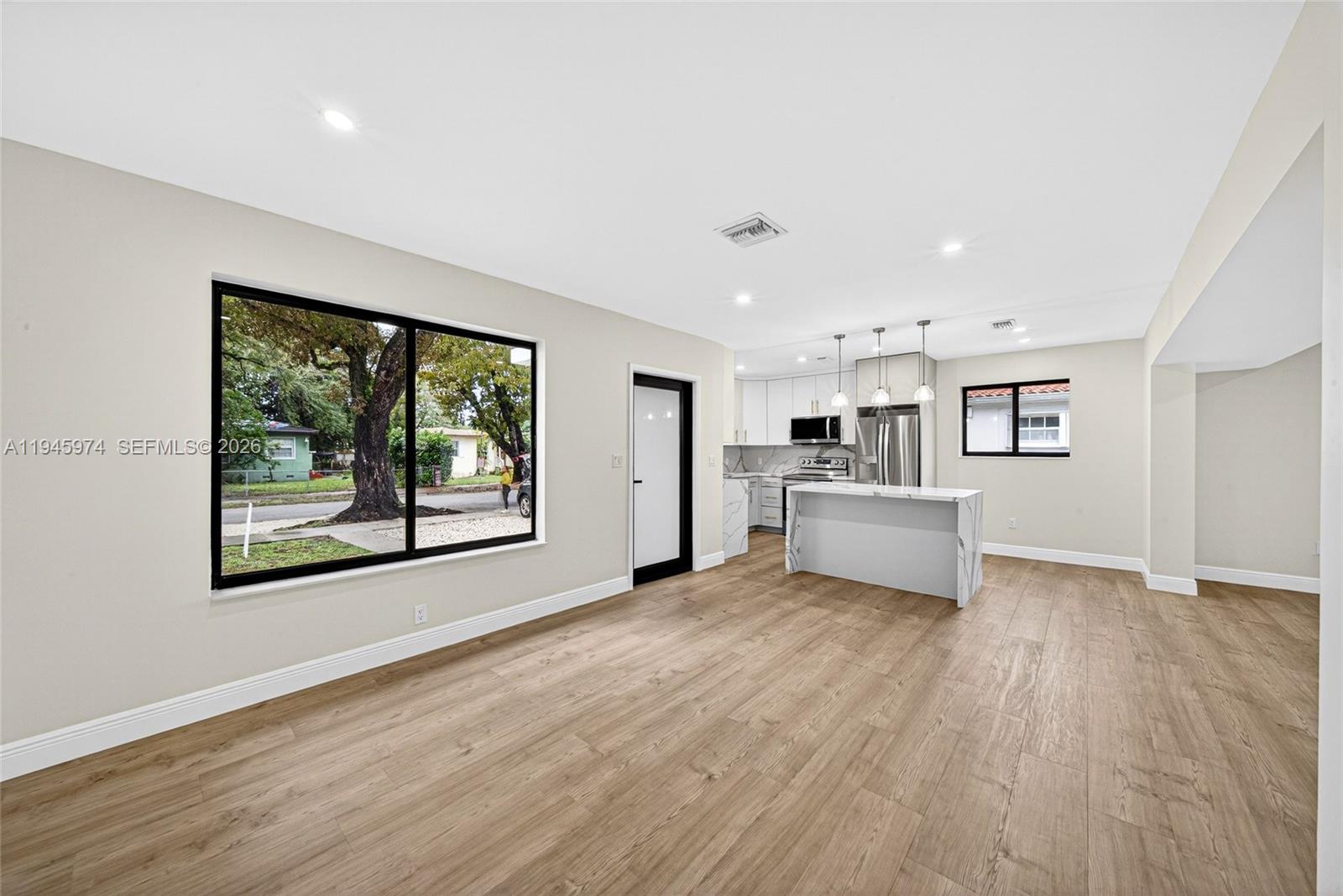 2731 SW 29th Ave Miami, FL 33133