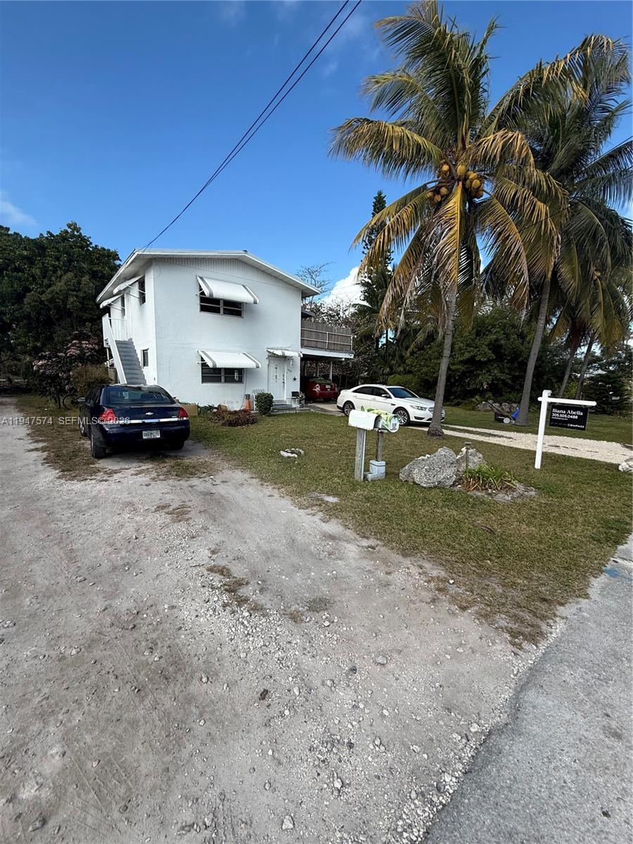 329 63rd Ct Gulf Marathon, FL 33050