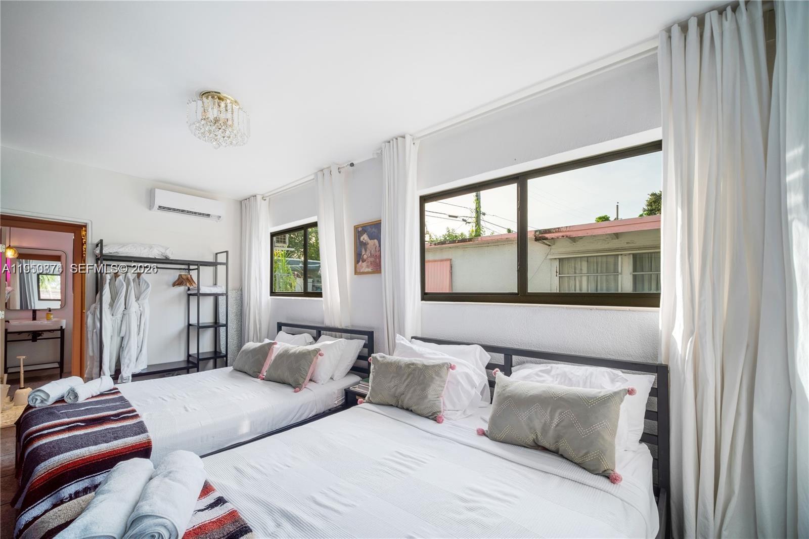 13654 NE 20th Pl North Miami Beach, FL 33181