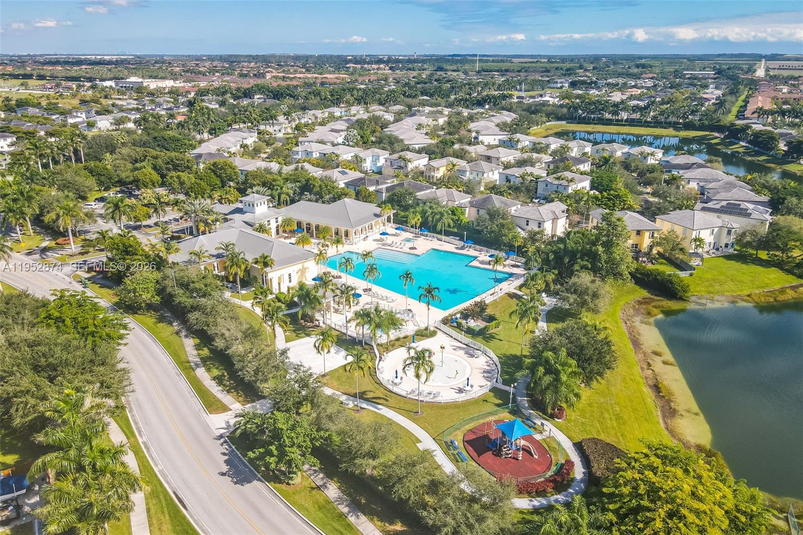 3213 SE 7th Ct Homestead, FL 33033