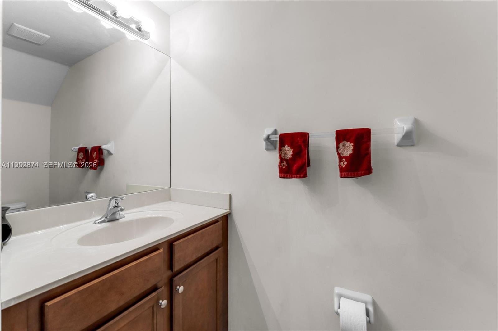 3213 SE 7th Ct Homestead, FL 33033