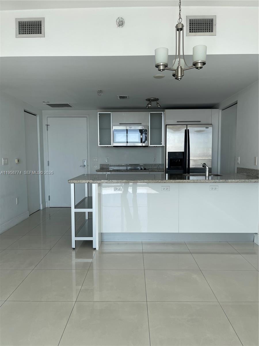 image Latitude on the River14