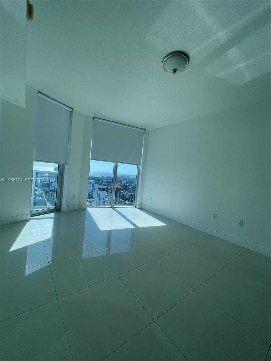 image Latitude on the River22