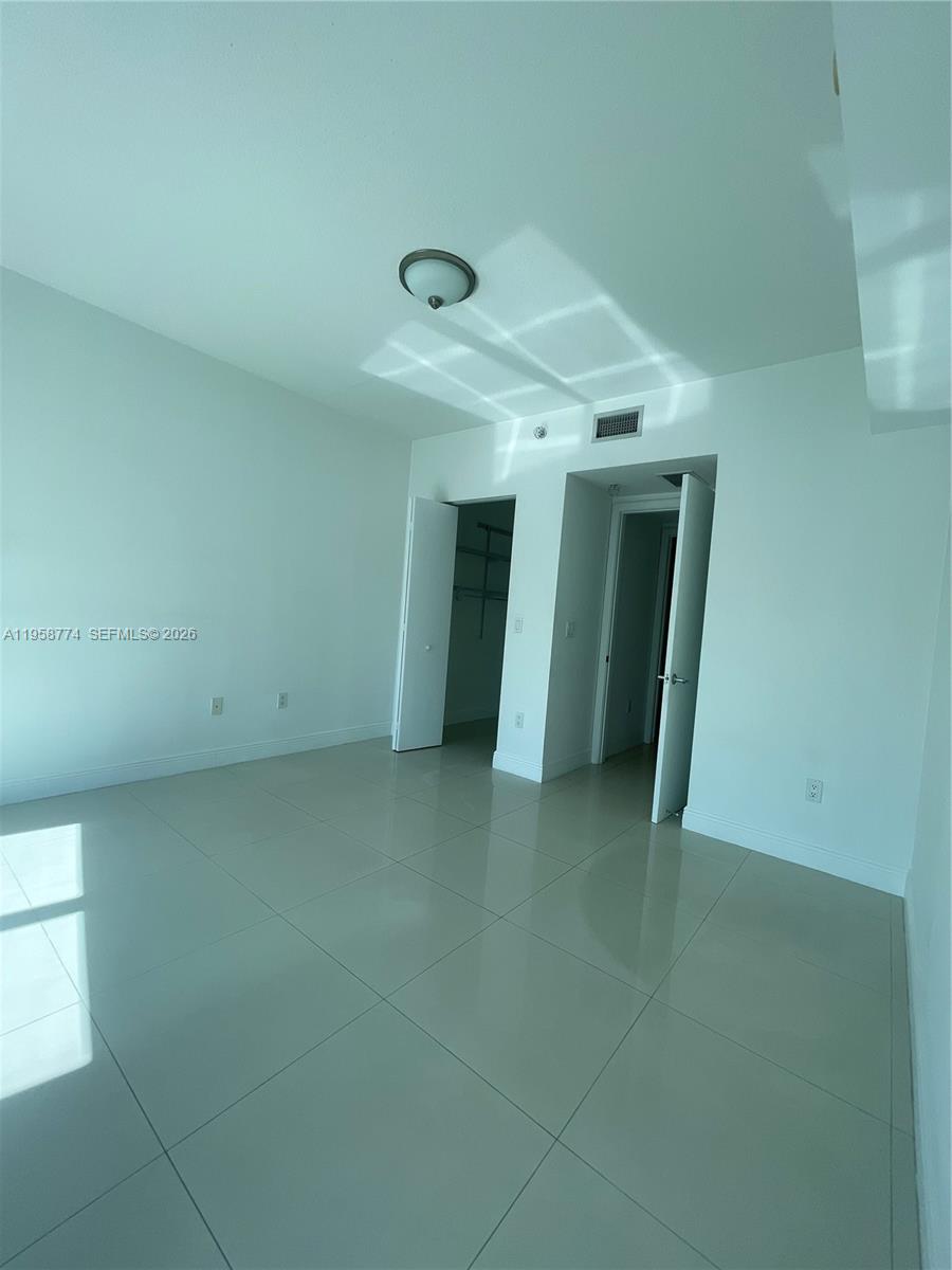 image Latitude on the River23