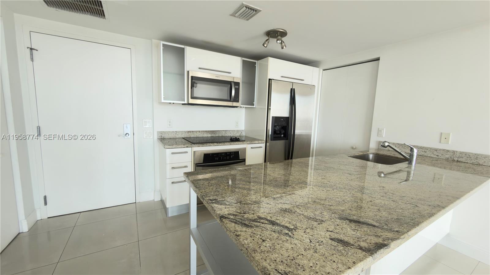 image Latitude on the River7