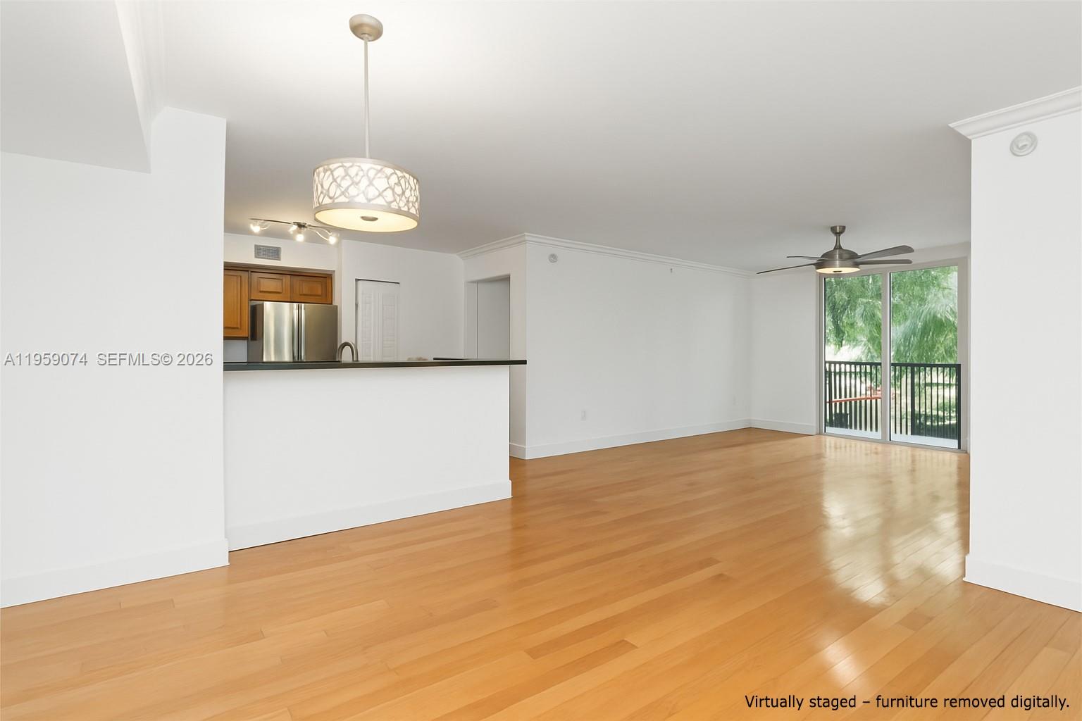 1900 Van Buren St #317B