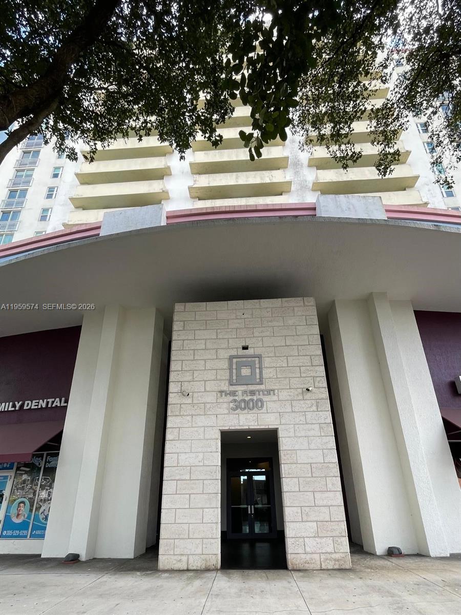 3000 Coral Way #1006