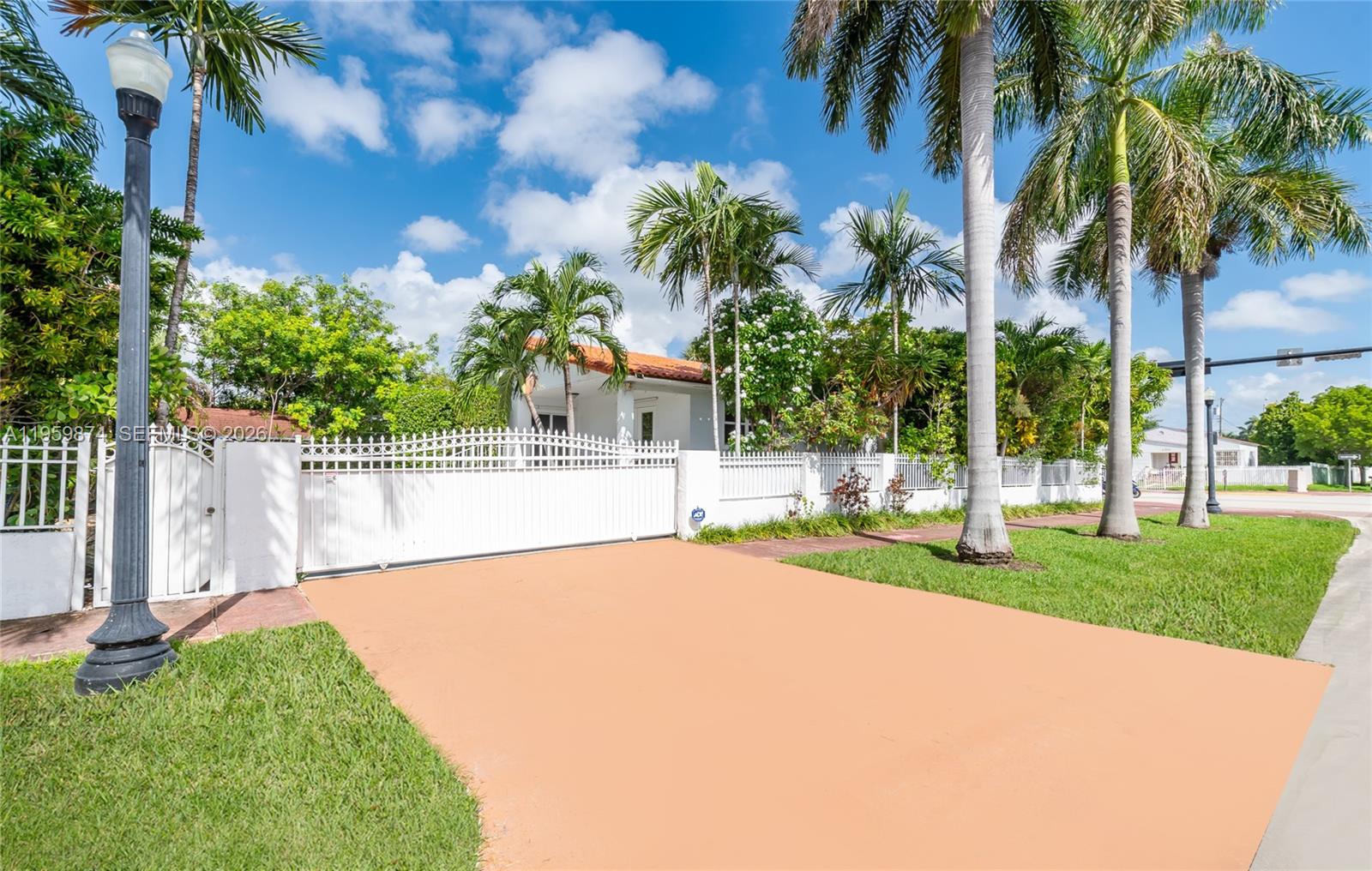 1300 71st St Miami Beach, FL 33141