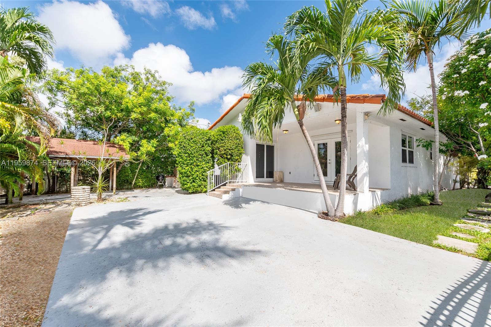 1300 71st St Miami Beach, FL 33141