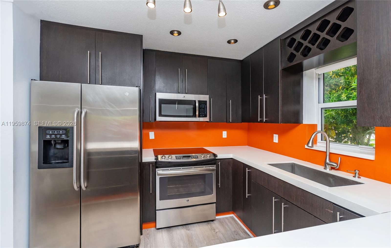 1300 71st St Miami Beach, FL 33141