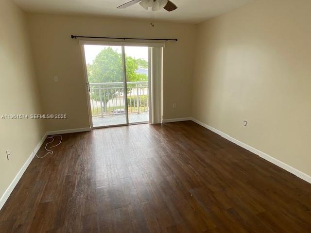 8560 SW 212th St #305 Cutler Bay, FL 33189