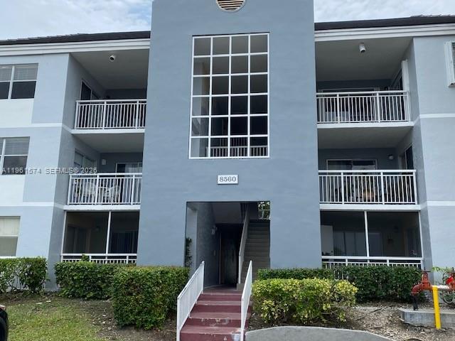 8560 SW 212th St #305 Cutler Bay, FL 33189