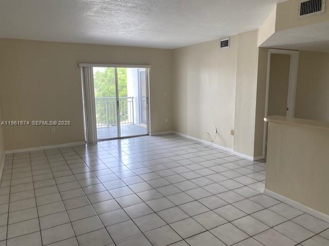 8560 SW 212th St #305 Cutler Bay, FL 33189